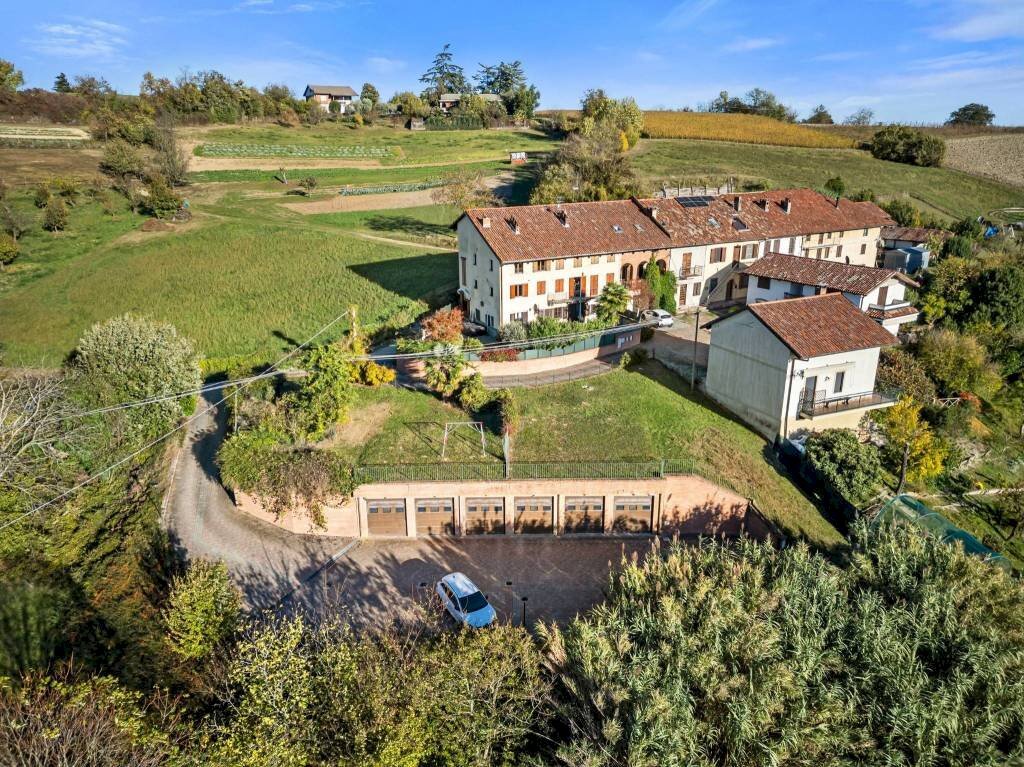 Vista - Quadrilocale via Tetti Broglia, 6, Pino Torinese - foto 1