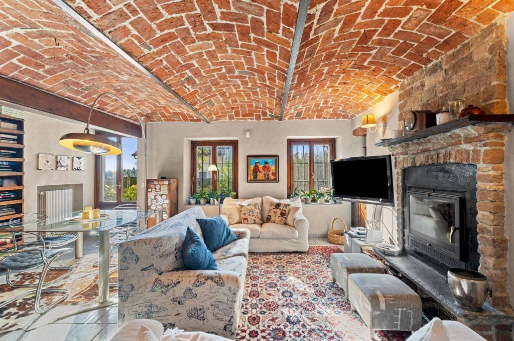 Salone - Quadrilocale via Tetti Broglia, 6, Pino Torinese - foto 2