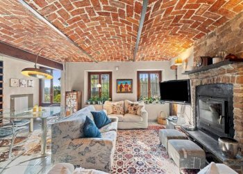 Salone - Quadrilocale via Tetti Broglia, 6, Pino Torinese - foto 2