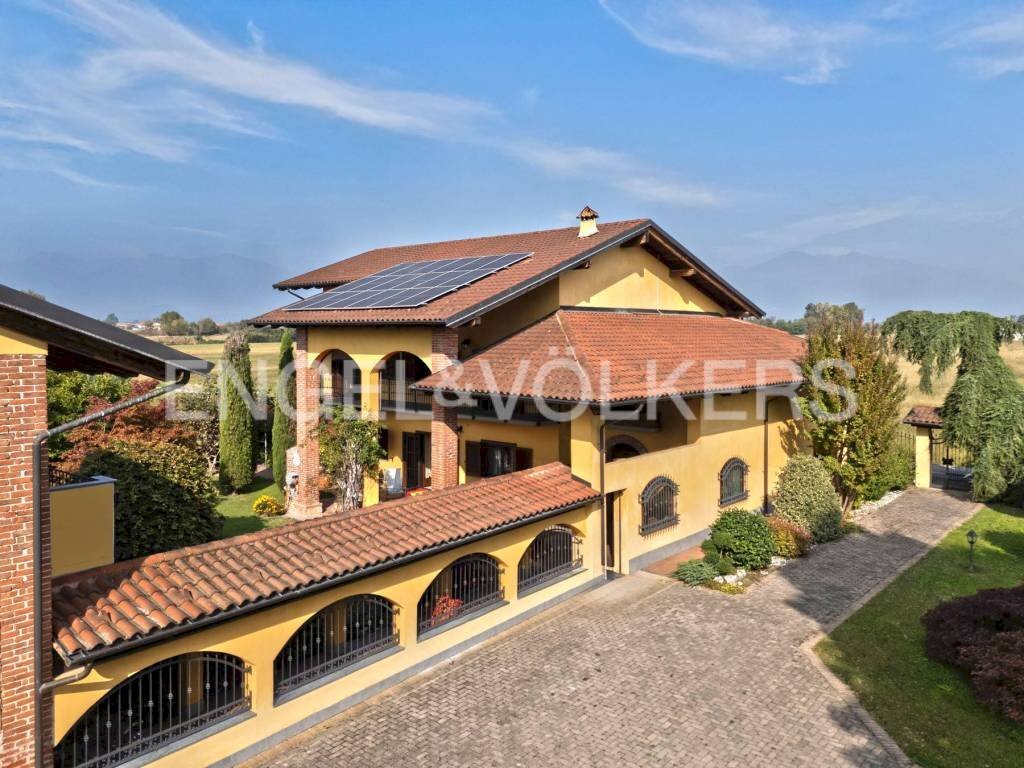 Facciata - Villa Canton Clare, Rivarolo Canavese - foto 1