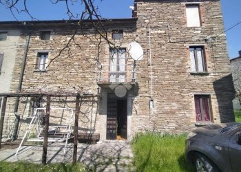 Casa semi indipendente Località Pessola Ronchi, Varsi - foto 1