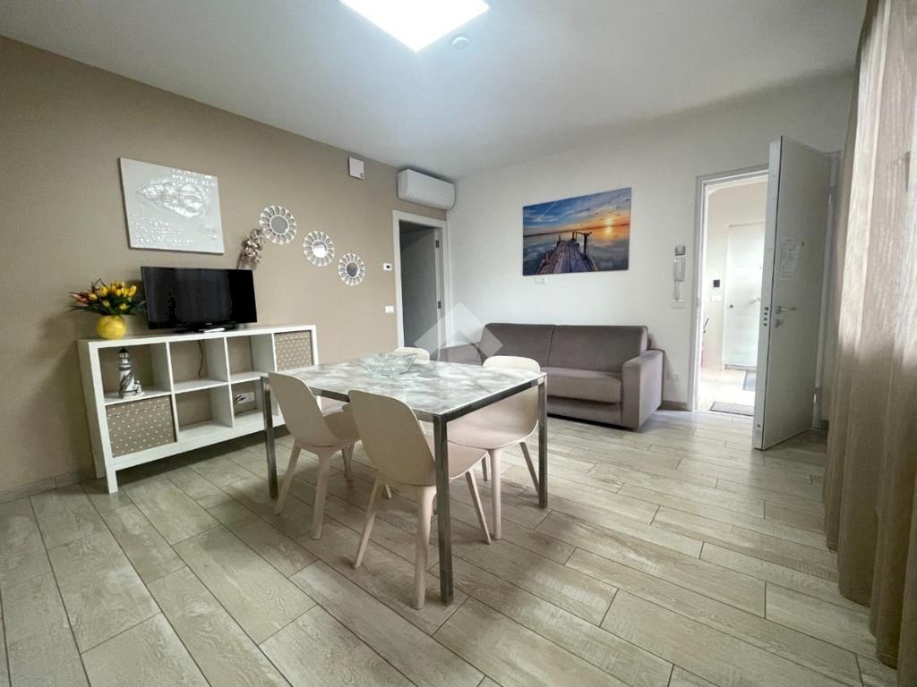 Quadrilocale Viale Paolo Toscanelli, Rimini - foto 1