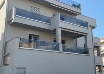 IMG_6218.jpg - Quadrilocale Via Giacomo Puccini 4, Loano - foto 6