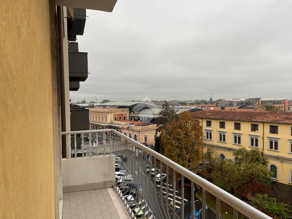 Appartamento Via trento, Parma (zona San Leonardo) - foto 3