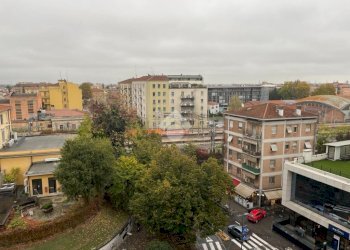 Apartment Via trento, Parma (neighborhood San Leonardo) - photo 2
