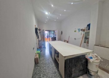 Interno - Locale Commerciale Via Federico Ozanam, Roma - foto 10