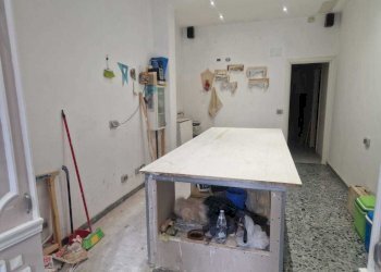 Interno - Locale Commerciale Via Federico Ozanam, Roma - foto 17