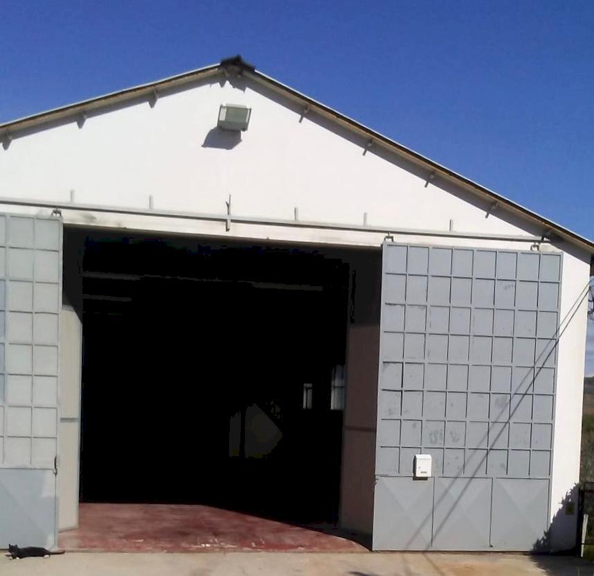 PHOTO-2025-10-28-13-12-57.jpg - Locale Commerciale Viale Maiella 23/A, Casacanditella - foto 3