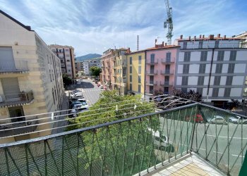 WhatsApp Image 2025-08-05 at 18.18.56 (1).jpeg - Quadrilocale Via Leon Pancaldo 1, Vado Ligure - foto 5