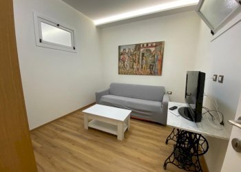 WhatsApp Image 2025-08-05 at 18.18.58.jpeg - Quadrilocale Via Leon Pancaldo 1, Vado Ligure - foto 9