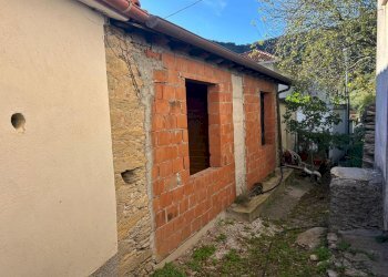 WhatsApp Image 2025-10-06 at 17.19.53 (1).jpeg - Casa indipendente Via Serro Antico, Avegno - foto 24