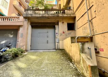 IMG_5194.jpg - Box Via Paleocapa 73 R, Genova - foto 6