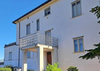 80c9cbb1-bd5f-42c6-a63d-682390e3044c.jpg - Casale via colle della fonte  94, Frisa - foto 3