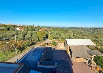 IMG-20251017-WA0171.jpg - Casale via colle della fonte  94, Frisa - foto 5