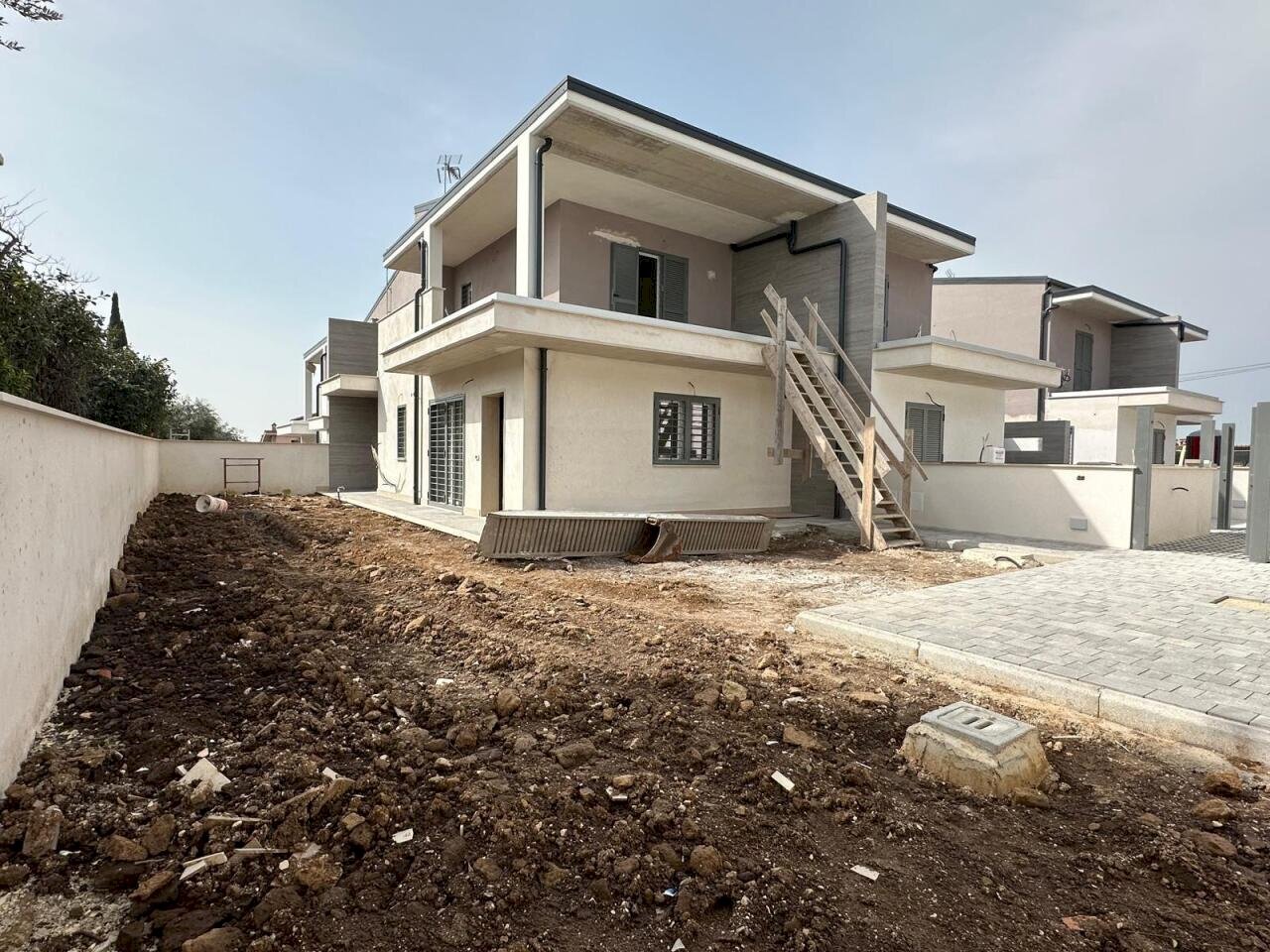 WhatsApp Image 2026-03-09 at 4.26.22 PM (12).jpeg - Villa Viale Valle dell'Aniene 22, Guidonia Montecelio - foto 1