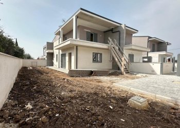 WhatsApp Image 2026-03-09 at 4.26.22 PM (12).jpeg - Villa Viale Valle dell'Aniene 22, Guidonia Montecelio - photo 1