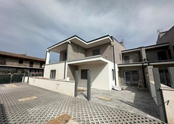 WhatsApp Image 2026-03-09 at 4.26.20 PM (1).jpeg - Villa Viale Valle dell'Aniene 22, Guidonia Montecelio - photo 3