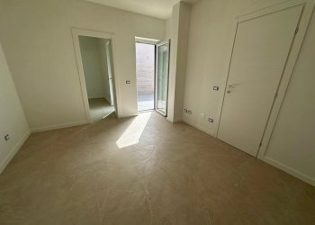 WhatsApp Image 2026-03-09 at 4.26.21 PM (6).jpeg - Villa Viale Valle dell'Aniene 22, Guidonia Montecelio - photo 15