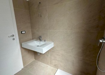 WhatsApp Image 2026-03-09 at 4.26.21 PM (7).jpeg - Villa Viale Valle dell'Aniene 22, Guidonia Montecelio - photo 16