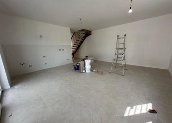 WhatsApp Image 2026-03-09 at 4.26.22 PM (5).jpeg - Villa Viale Valle dell'Aniene 22, Guidonia Montecelio - photo 22