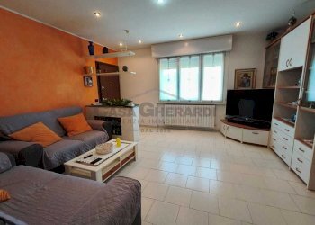 WhatsApp Image 2025-10-24 at 14.59.01.jpeg - Trilocale Via F. Abbiati 9, Verdello - foto 1