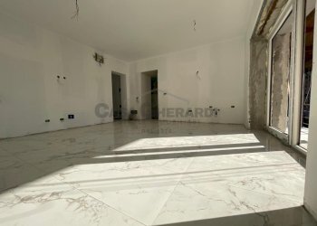 WhatsApp Image 2025-10-28 at 14.58.27.jpeg - Trilocale Via Umberto I, Ponte San Pietro - foto 5