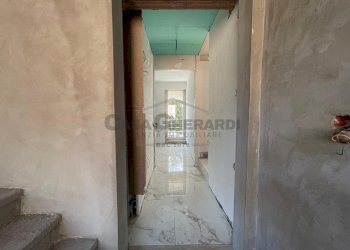 WhatsApp Image 2025-10-26 at 08.57.27.jpeg - Trilocale Via Umberto I, Ponte San Pietro - foto 9