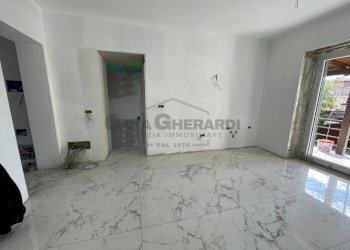 WhatsApp Image 2025-10-26 at 08.57.30 (6).jpeg - Trilocale Via Umberto I, Ponte San Pietro - foto 16