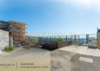 Deposito Prestinenza 7 (2).jpg - Locale Commerciale Via Antonio Prestinenza 7, Catania - foto 2