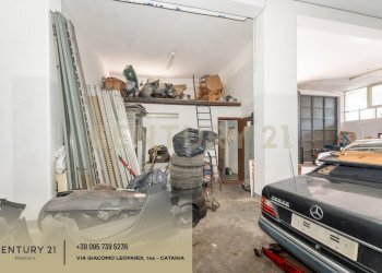 Deposito Prestinenza 7 (27).jpg - Locale Commerciale Via Antonio Prestinenza 7, Catania - foto 10