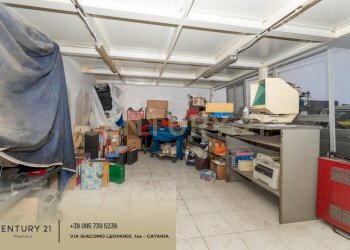 Deposito Prestinenza 7 (15).jpg - Locale Commerciale Via Antonio Prestinenza 7, Catania - foto 27