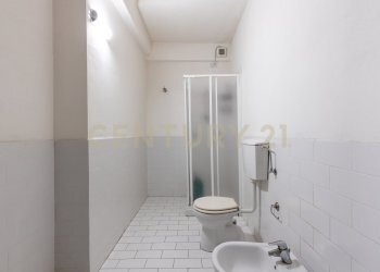 bagno - Ufficio Via Giuseppe Garibaldi 15, Buggiano - foto 13