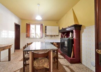 cucina - Casale Via di Vecoli 11, Lucca - foto 8