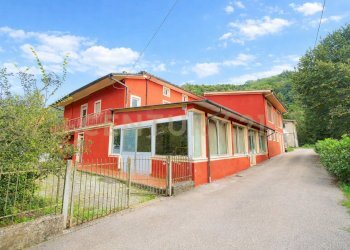 Esterni NordOvest - Casale Via di Vecoli 11, Lucca - foto 2