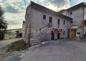 20251013_162302.jpg - Terratetto - Terracielo Via Vigolo 1, Negrar - foto 17