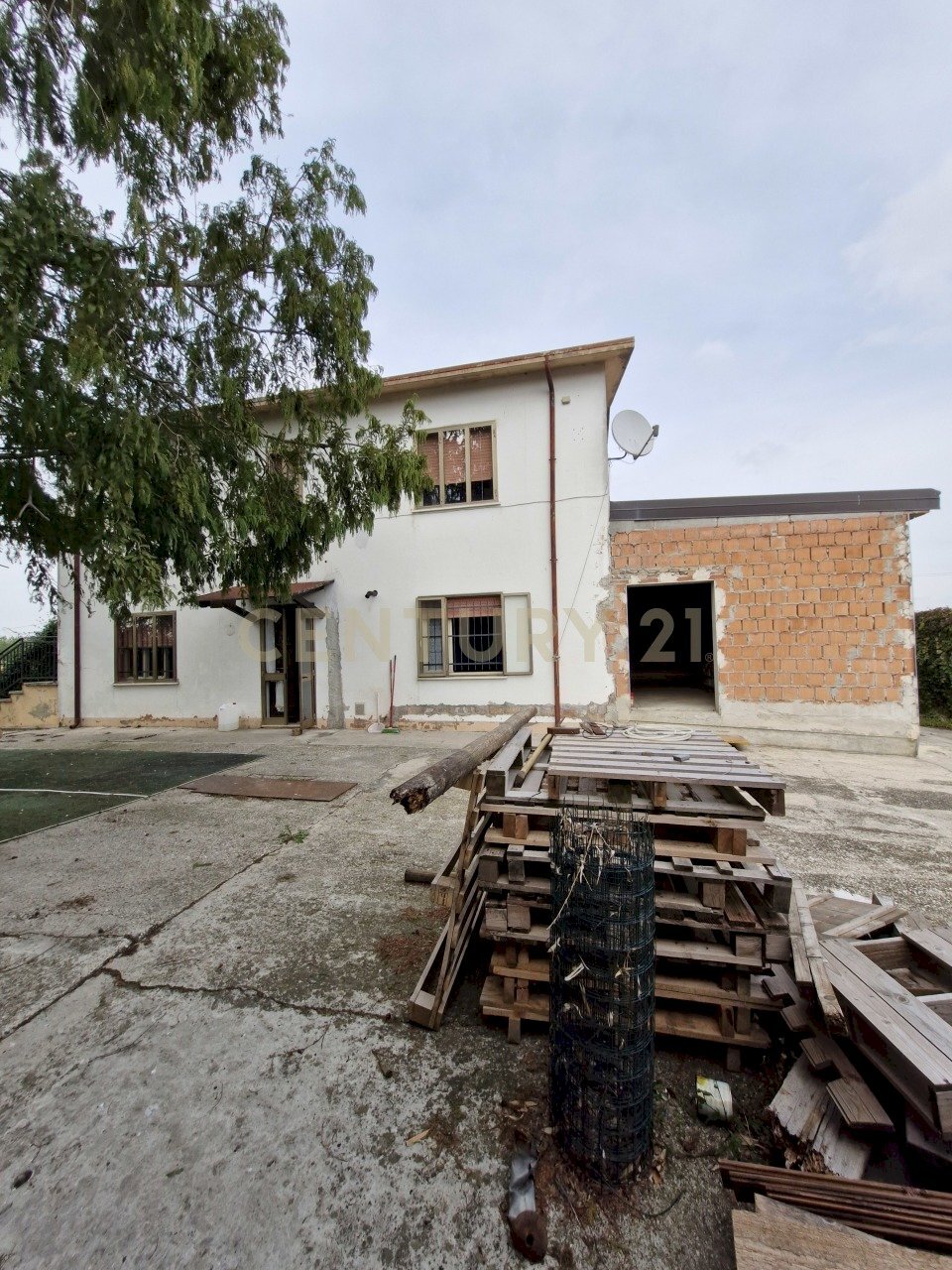 20250930_151712.jpg - Villa via cavetto di mezzo 20, Castelnovo Bariano - foto 3