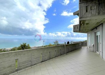 terrazza - Porzione di casa Silvi - foto 1