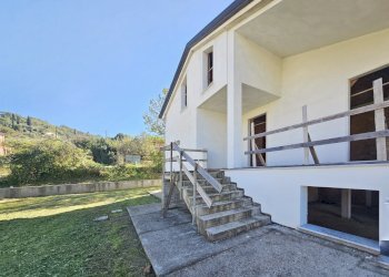 20251007_121216.jpg - Porzione di casa Via Turì 67, Sarzana - foto 5