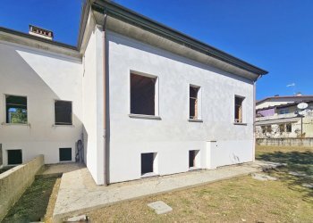 20251007_121720.jpg - Porzione di casa Via Turì 67, Sarzana - foto 14