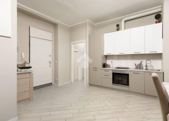 Bilocale Via Lorenteggio, Milano (zona Giambellino) - foto 10