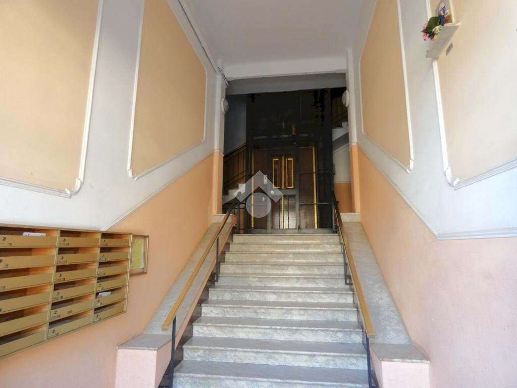 Three-room apartment Via Giuseppe Maria Saporiti, Genova (neighborhood Oregina) - photo 2