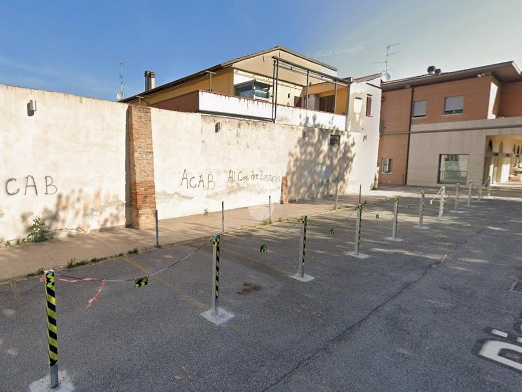 Garage - Parcheggio Piazza Monte Grappa, Forlì - foto 1
