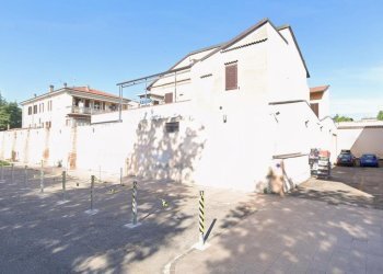 Garage - Parcheggio Piazza Monte Grappa, Forlì - foto 4