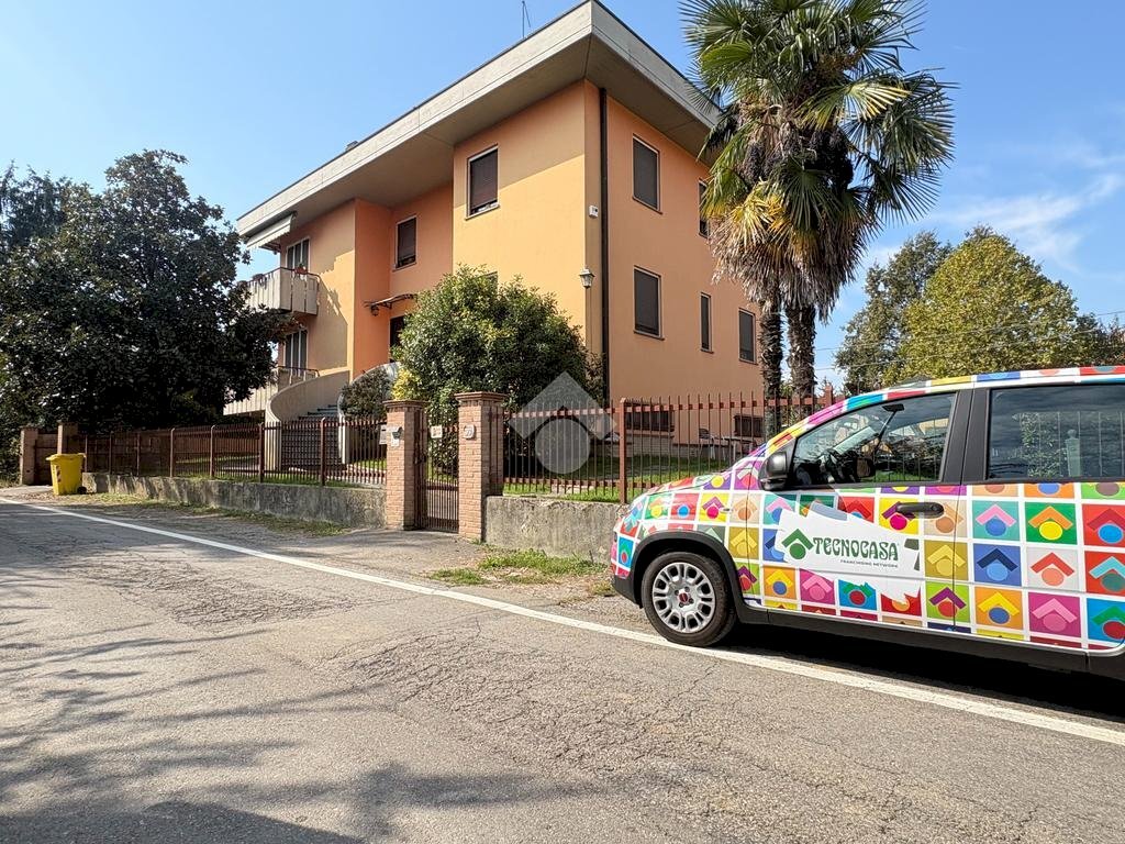 Porzione di casa Via Naviglia, Parma - foto 1