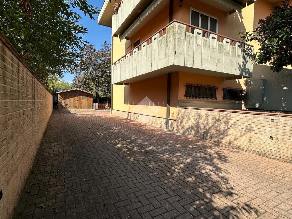 Porzione di casa Via Naviglia, Parma - foto 3
