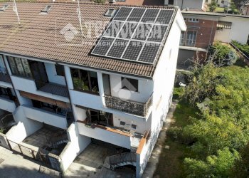 Villa a Schiera Via Madonna Assunta, Bareggio - foto 1