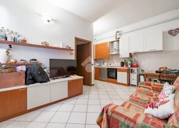 Two-room apartment Via Fratelli Casati, Paderno Dugnano - photo 4