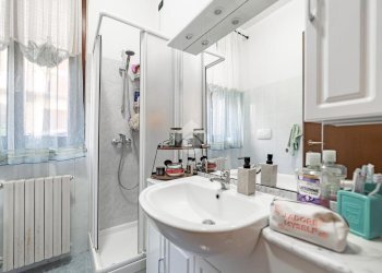Two-room apartment Via Fratelli Casati, Paderno Dugnano - photo 12