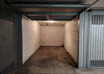 Box Via Carlo Alberto Salustri Trilussa, 2, Bologna - foto 3