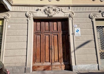 Locale Commerciale Via Montanaro, 16, Torino (zona Barriera Milano) - foto 2